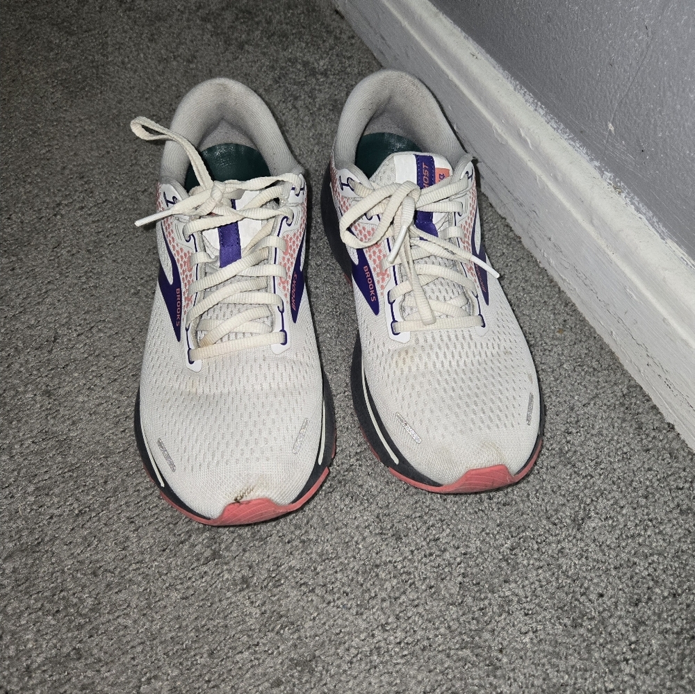 Brooks Ghost 13 Purple And Pink - Picture 2 of 5